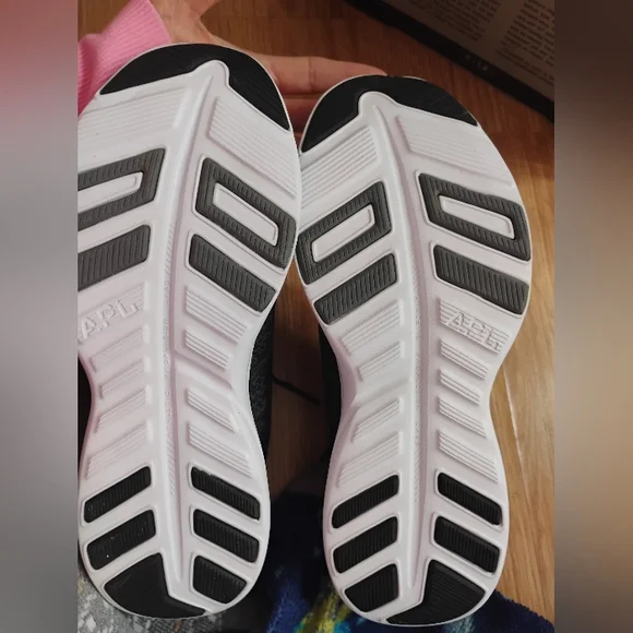 Apl Shoes - Picture 3 of 9